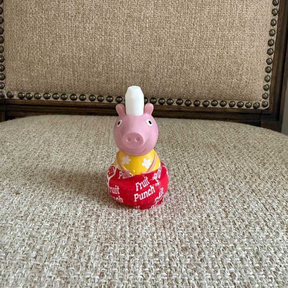 Peppa Pig Good2Grow bottle topper nwt